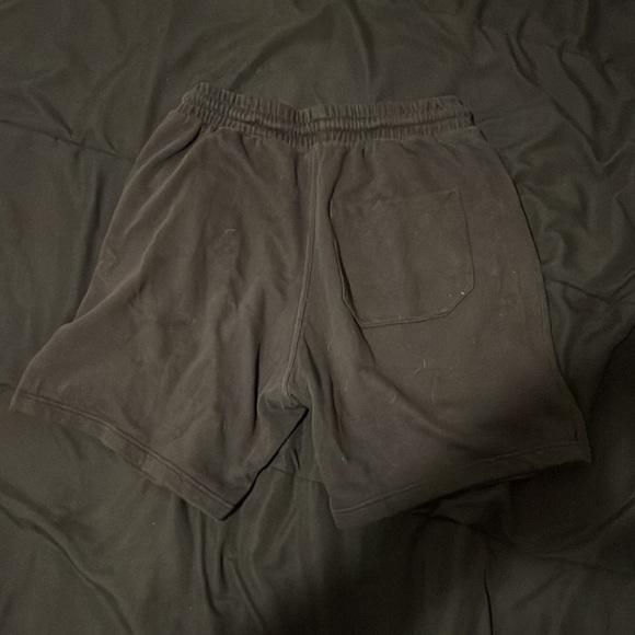 Men’s shorts - Picture 3 of 3